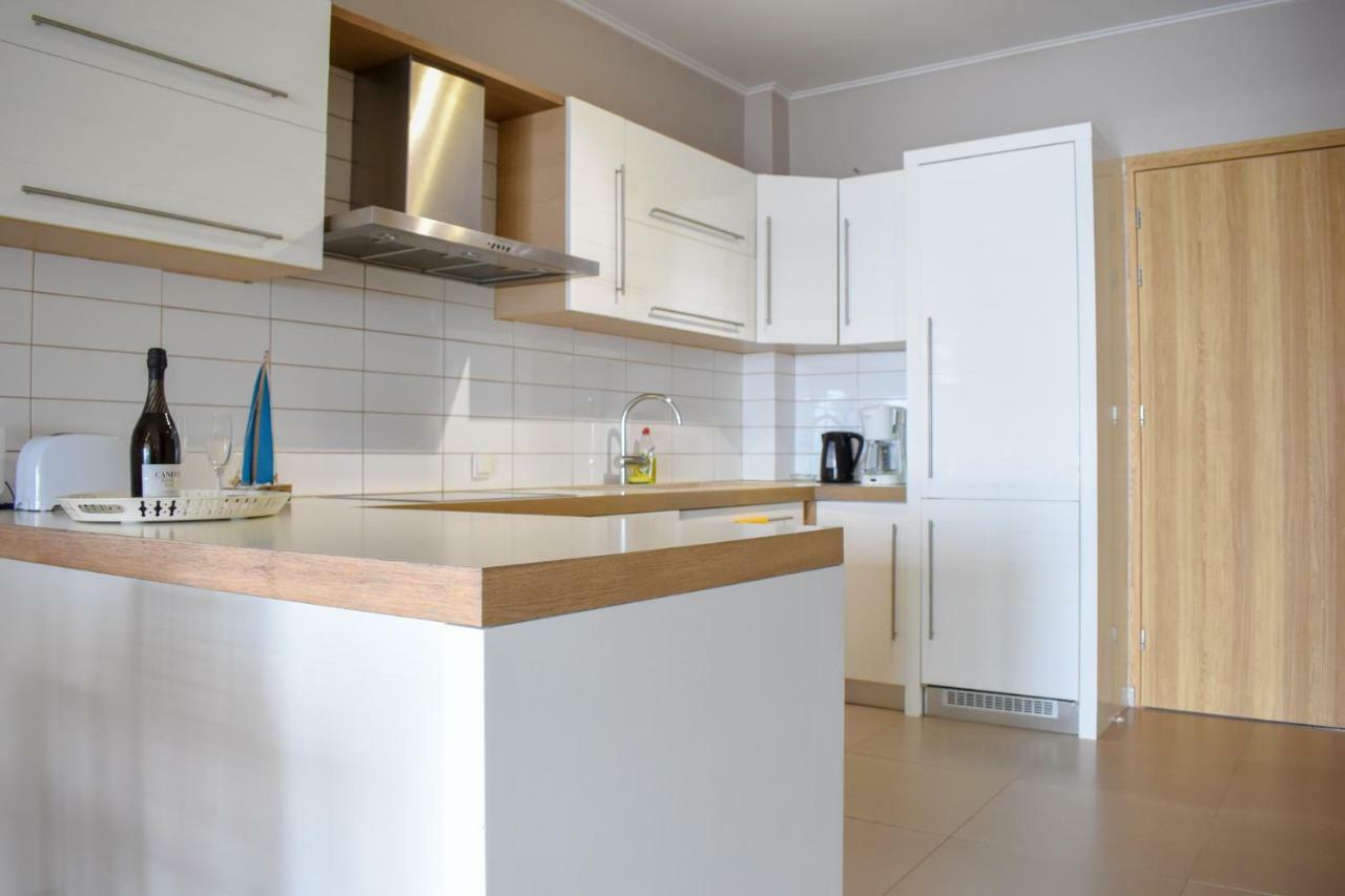 2 Apartment *